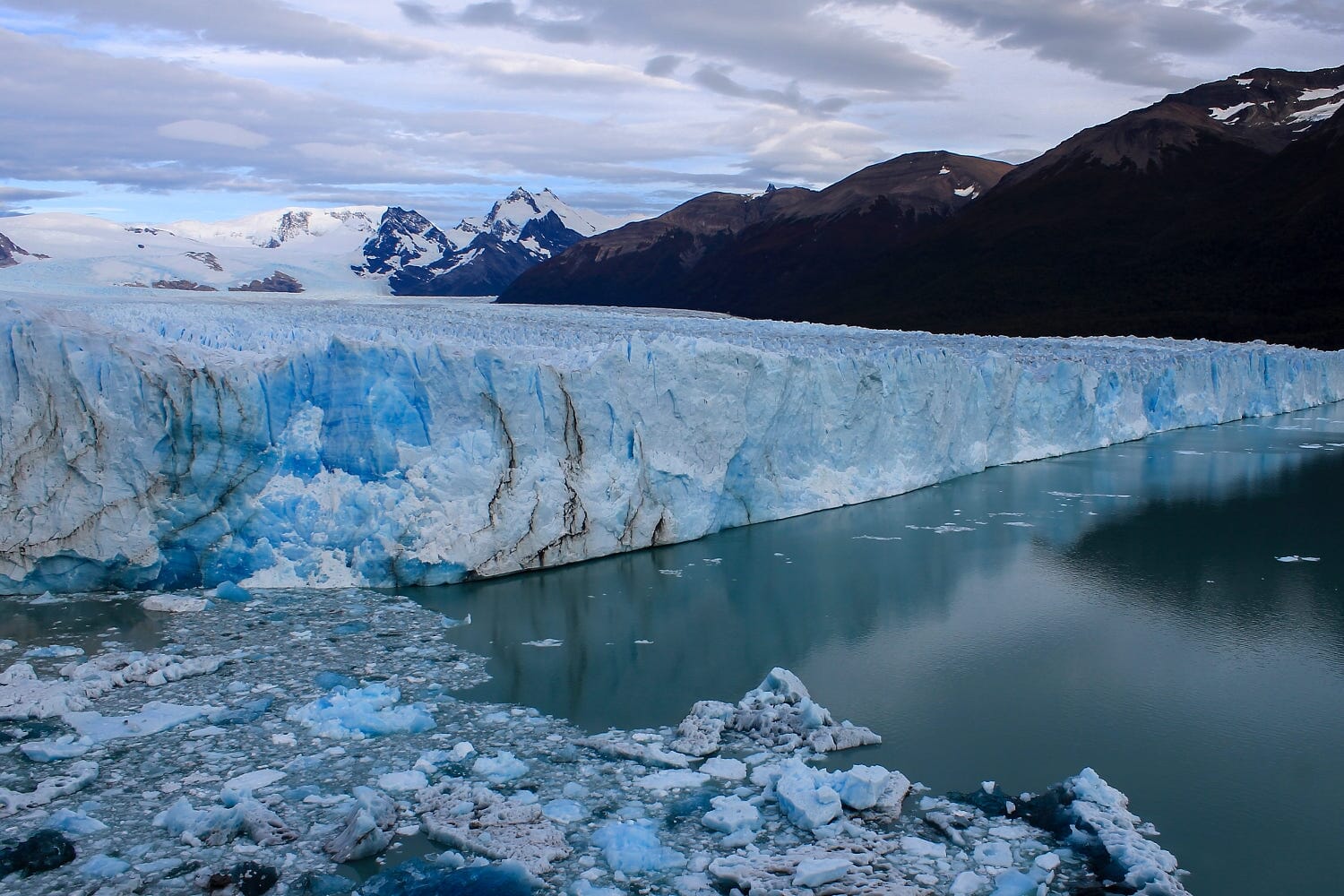 Cheap flights to Argentina. Tours to Argentina. Argentina Photos